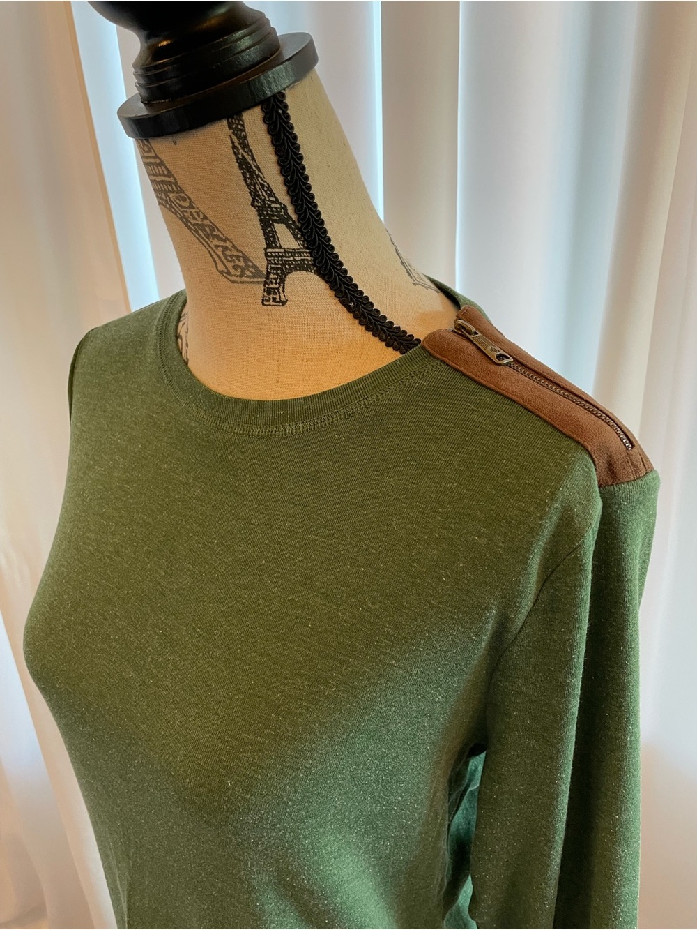 Ralph Lauren Green Women's Crewneck Top with Shoulder Zip Detail - L